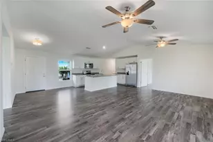 1317 NE 9th Ave, Cape Coral, FL 33909 - Photo 11