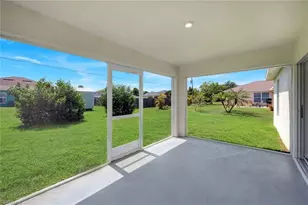 1317 NE 9th Ave, Cape Coral, FL 33909 - Photo 23
