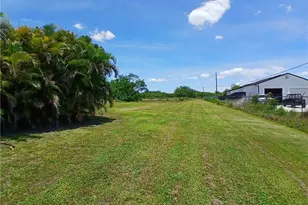 11300 Bridle Ln, Cape Coral, FL 33991 - Photo 3