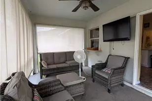 827 NE 17th St, Cape Coral, FL 33909 - Photo 9