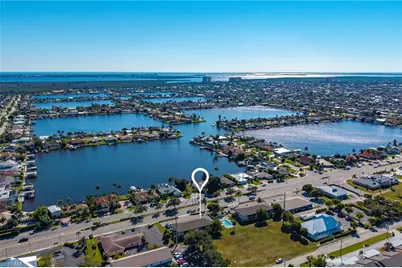 423 Cape Coral Pkwy W #202, Cape Coral, FL 33914 - Photo 7
