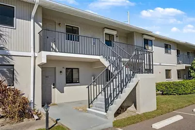 423 Cape Coral Pkwy W #202, Cape Coral, FL 33914 - Photo 3