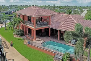 447 Avalon Dr, Cape Coral, FL 33904 - Photo 5