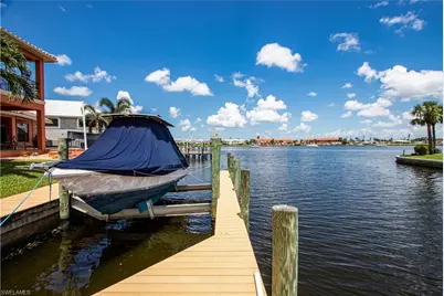 447 Avalon Dr, Cape Coral, FL 33904 - Photo 41