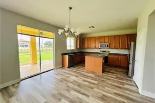 8041 Allamanda Ct, Lehigh Acres, FL 33972 - Photo 9