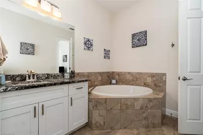 3137 SE 8th Ave, Cape Coral, FL 33904 - Photo 13