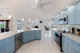 105 SW 39th Pl, Cape Coral, FL 33991 - Photo 11
