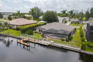 105 SW 39th Pl, Cape Coral, FL 33991 - Photo 25