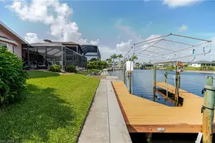 105 SW 39th Pl, Cape Coral, FL 33991 - Photo 21