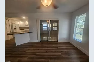 5989 Hillyer Ct W, North Fort Myers, FL 33903 - Photo 9
