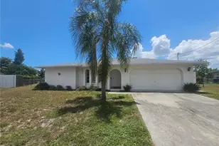 5989 Hillyer Ct W, North Fort Myers, FL 33903 - Photo 1