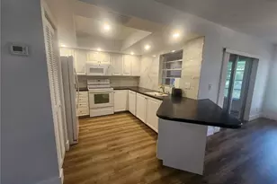 5989 Hillyer Ct W, North Fort Myers, FL 33903 - Photo 7