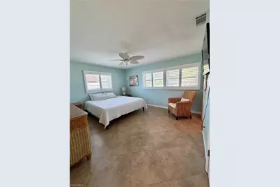 1122 El Dorado Pkwy E, Cape Coral, FL 33904 - Photo 11