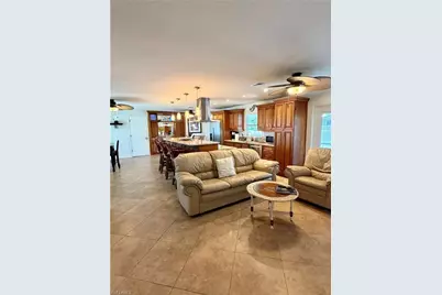 1122 El Dorado Pkwy E, Cape Coral, FL 33904 - Photo 7