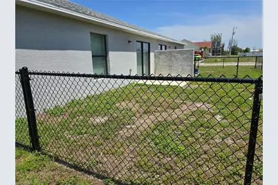 2003 Chiquita Blvd S, Cape Coral, FL 33991 - Photo 19