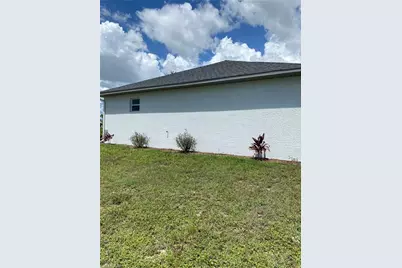 1732 SW 31st Ln, Cape Coral, FL 33914 - Photo 23