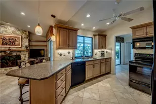 715 SE 33rd Terrace, Cape Coral, FL 33904 - Photo 15