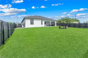 1606 Beth Ave S, Lehigh Acres, FL 33976 - Photo 25