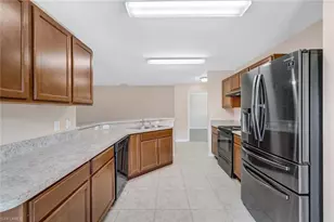 443 Shadow Lakes Dr, Lehigh Acres, FL 33974 - Photo 7