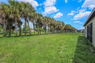 443 Shadow Lakes Dr, Lehigh Acres, FL 33974 - Photo 17