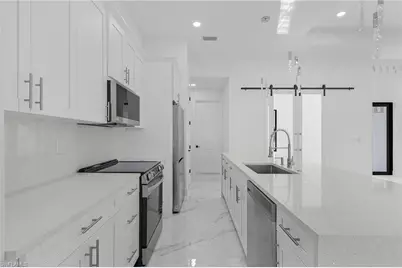 1817 Kismet Pkwy W, Cape Coral, FL 33993 - Photo 5