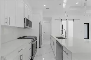 1817 Kismet Pkwy W, Cape Coral, FL 33993 - Photo 5