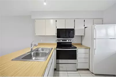 22523 Westchester Blvd #203E, Punta Gorda, FL 33980 - Photo 11