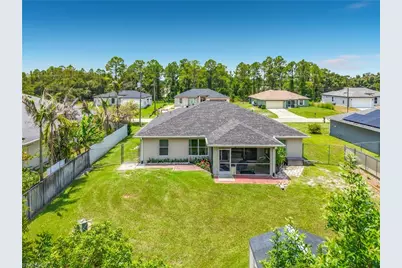 2610 53rd St W, Lehigh Acres, FL 33971 - Photo 29