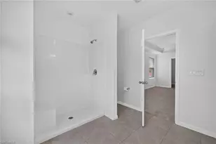 8959 Cascade Price Cir, North Fort Myers, FL 33917 - Photo 19