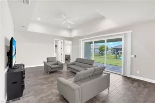 1049 Solar Ct, Labelle, FL 33935 - Photo 5
