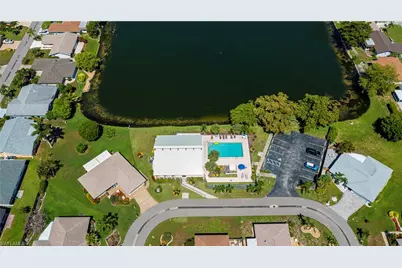 9782 Deerfoot Dr, Fort Myers, FL 33919 - Photo 7