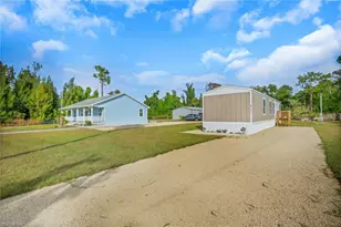 8111 Breeze Dr, North Fort Myers, FL 33917 - Photo 21