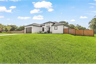 613 Tarapin Ave, Lehigh Acres, FL 33974 - Photo 3