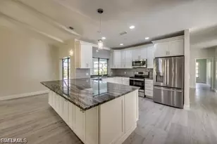 711 SE 33rd Terrace, Cape Coral, FL 33904 - Photo 15