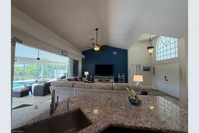 921 SW 5th Ter, Cape Coral, FL 33991 - Photo 5