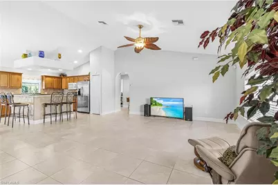 2214 SE 10th Ln, Cape Coral, FL 33990 - Photo 5