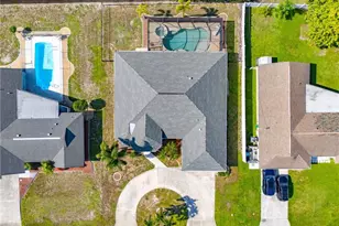 2214 SE 10th Ln, Cape Coral, FL 33990 - Photo 23