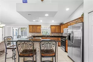 2214 SE 10th Ln, Cape Coral, FL 33990 - Photo 9