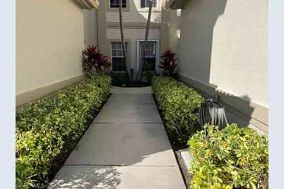 15151 Royal Windsor Ln #2202, Fort Myers, FL 33919 - Photo 25