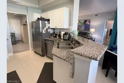 15151 Royal Windsor Ln #2202, Fort Myers, FL 33919 - Photo 9