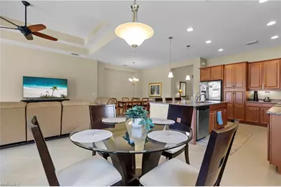 9292 Isla Bella Cir, Bonita Springs, FL 34135 - Photo 7