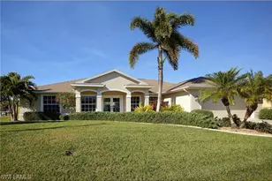 409 SW 7th St, Cape Coral, FL 33991 - Photo 3