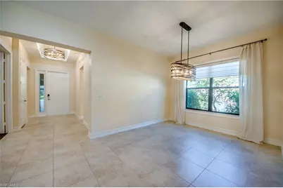 8260 Venetian Pointe Dr, Fort Myers, FL 33908 - Photo 9