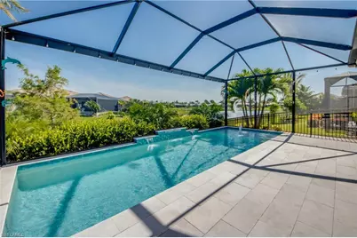 8260 Venetian Pointe Dr, Fort Myers, FL 33908 - Photo 5