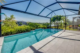 8260 Venetian Pointe Dr, Fort Myers, FL 33908 - Photo 5