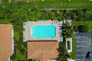 8260 Venetian Pointe Dr, Fort Myers, FL 33908 - Photo 49