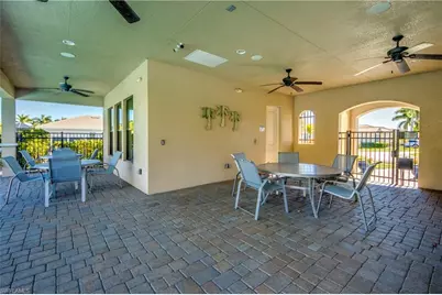 8260 Venetian Pointe Dr, Fort Myers, FL 33908 - Photo 47