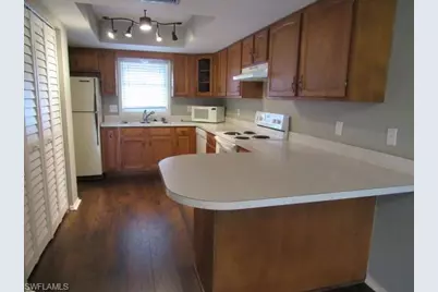 10022 Oxfordshire Ln #201, Fort Myers, FL 33908 - Photo 3