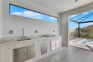 407 SE 16th St, Cape Coral, FL 33990 - Photo 21