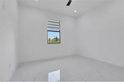407 SE 16th St, Cape Coral, FL 33990 - Photo 17